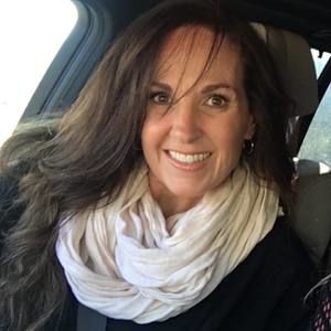 Meet your Posher, Leigh